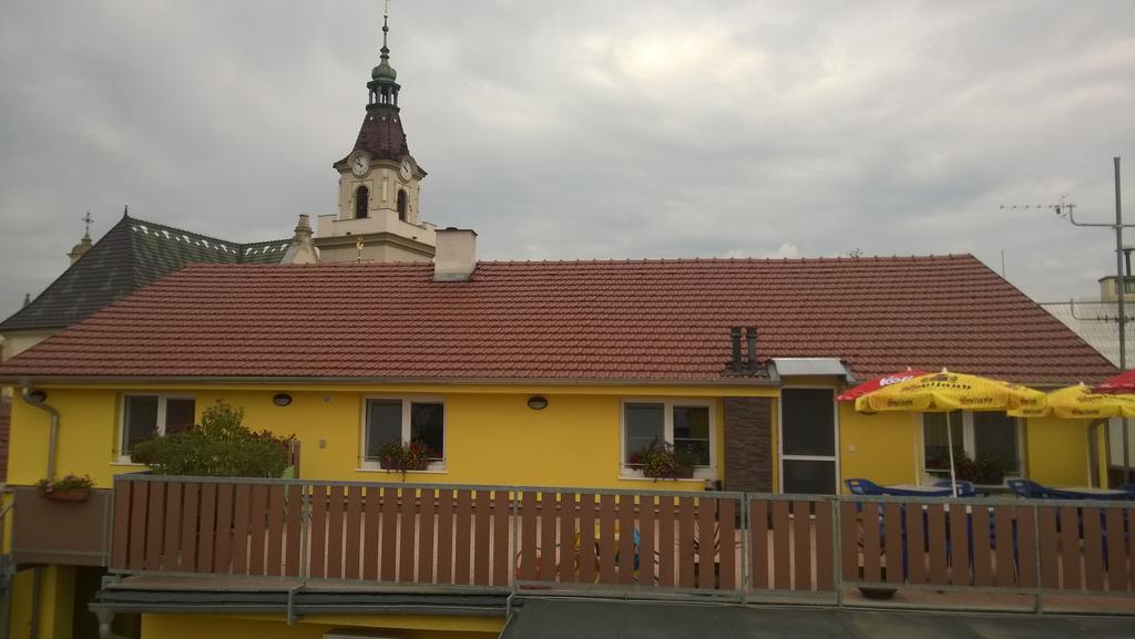 Penzion Toscana Lanžhot エクステリア 写真